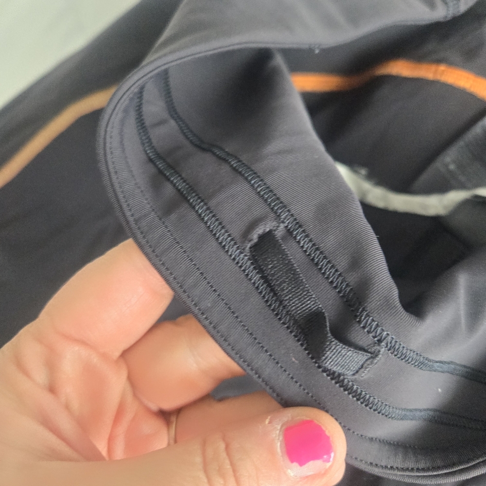 Lululemon Power Thru HR Sz 10 - Picture 5 of 6